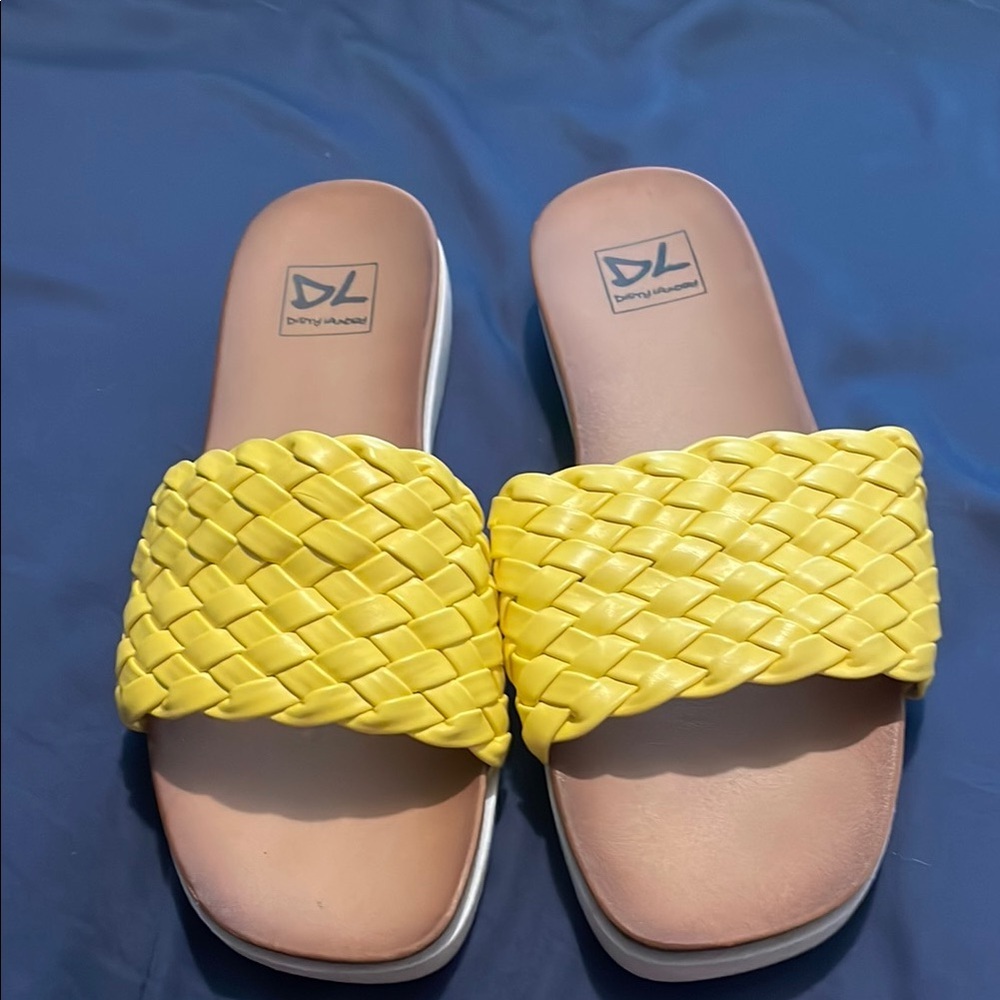 Dirty Laundry Yellow Braided Sandals Casual Summer